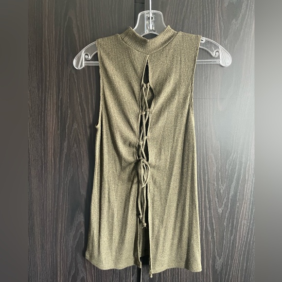 Tie Up Back Sleeveless Turtle Neck - Picture 1 of 2